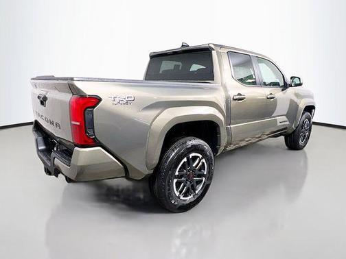 Bronze 2026 Toyota Tacoma TRD Sport