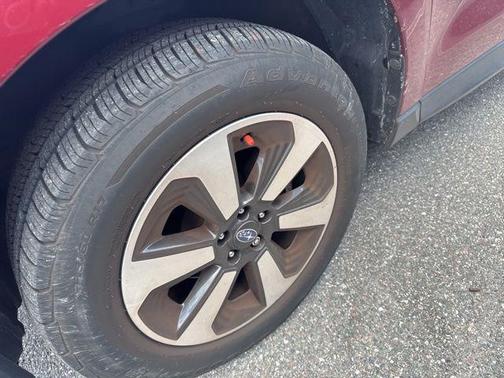 Venetian Red Pearl 2018 Subaru Forester 2.5i