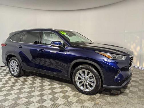 2022 Toyota Highlander Limited