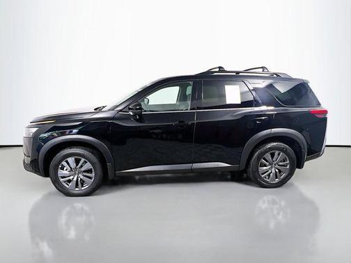 2024 Nissan Pathfinder SV FWD