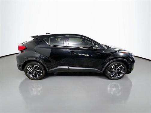 2022 Toyota C-HR Limited