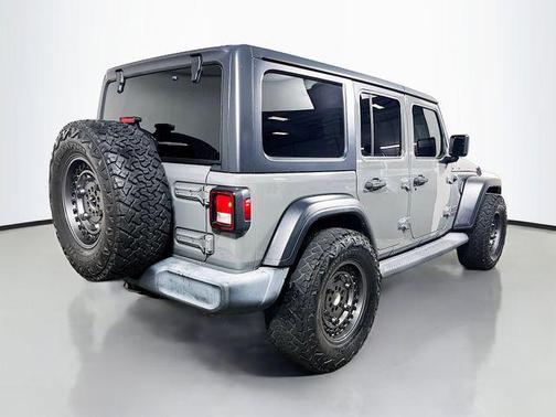 Sting-Gray Clearcoat 2019 Jeep Wrangler Unlimited Sport