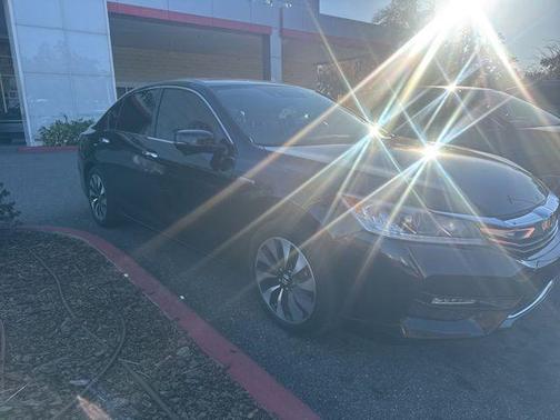 2017 Honda Accord Hybrid EX-L
