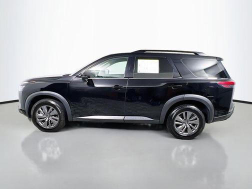 Super Black 2024 Nissan Pathfinder SV FWD