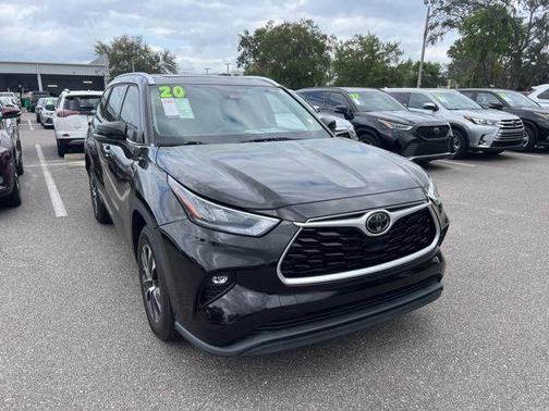 2020 Toyota Highlander XLE