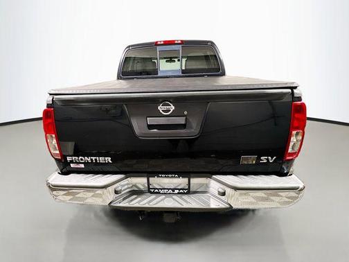Magnetic Black Pearl 2019 Nissan Frontier SV