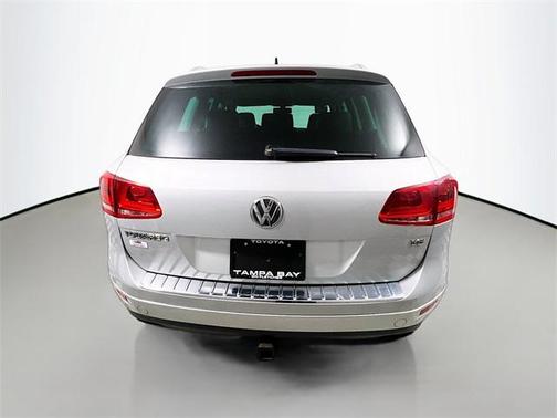 2014 Volkswagen Touareg 3.6L Sport