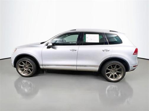 2014 Volkswagen Touareg 3.6L Sport