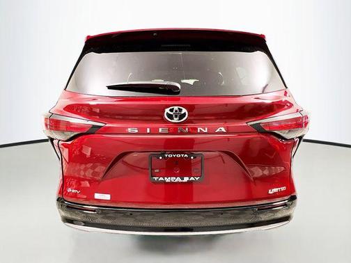 Ruby Flare Pearl 2026 Toyota Sienna Limited