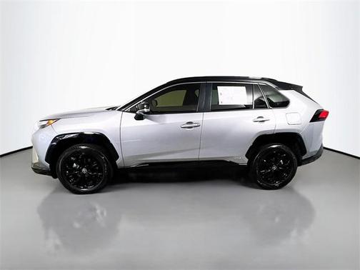 2023 Toyota RAV4 Hybrid SE
