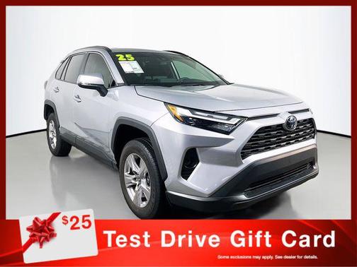 2025 Toyota RAV4 XLE