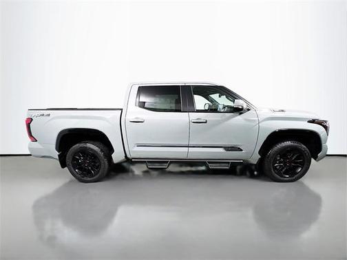 2026 Toyota Tundra Hybrid Platinum