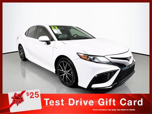 2022 Toyota Camry SE