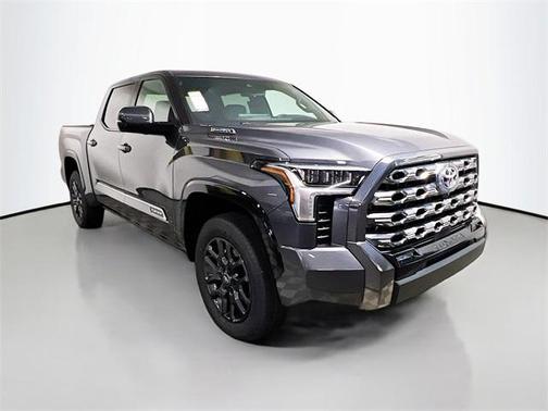2025 Toyota Tundra Hybrid Platinum