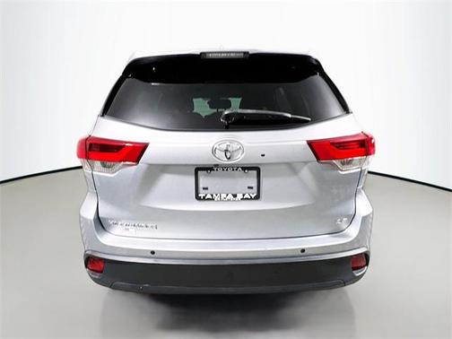 2019 Toyota Highlander LE Plus