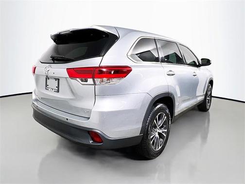 2019 Toyota Highlander LE Plus