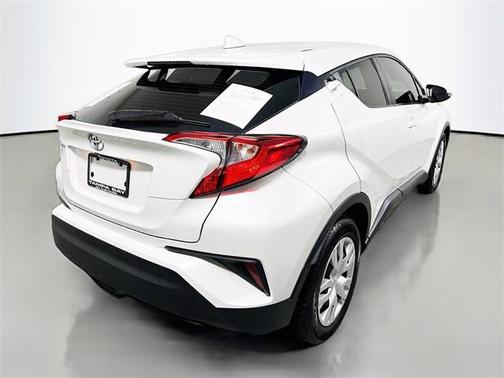 2021 Toyota C-HR LE