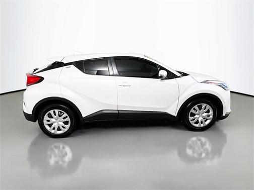 2021 Toyota C-HR LE