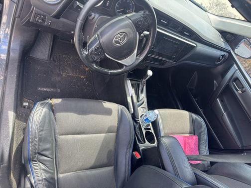 Gray 2019 Toyota Corolla SE