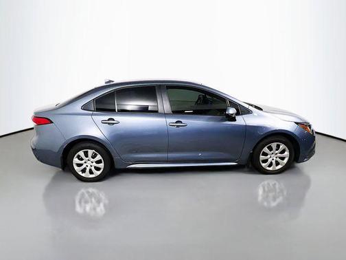 Celestite 2025 Toyota Corolla LE