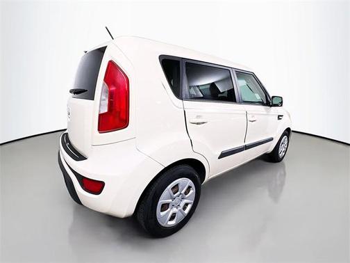 2013 Kia Soul Base