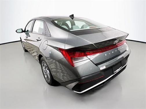 2024 Hyundai ELANTRA HEV Blue