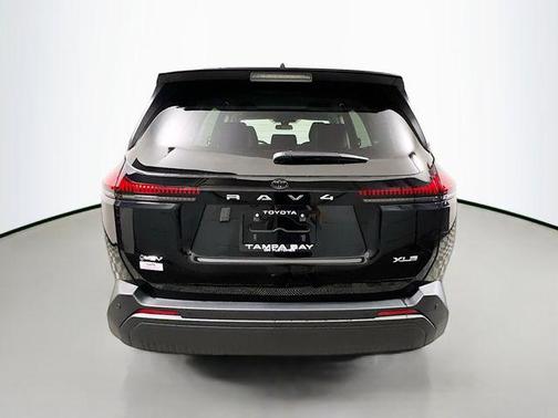 2026 Toyota RAV4 XLE