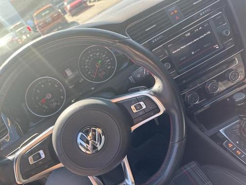 2020 Volkswagen Golf GTI 2.0T S DSG