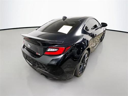 2024 Toyota GR86 Premium