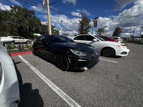 2024 Toyota GR86 Premium