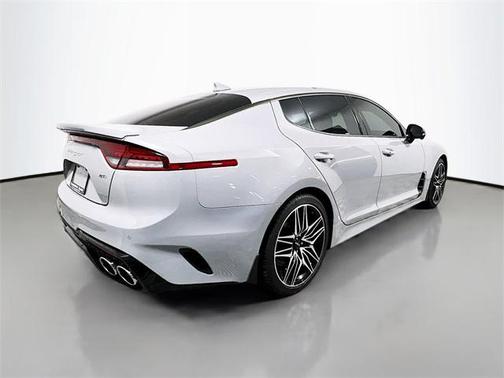 2023 Kia Stinger GT2