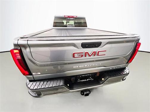 2024 GMC Sierra 2500 Denali
