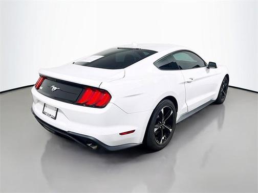 2021 Ford Mustang EcoBoost