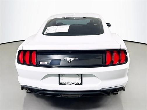 2021 Ford Mustang EcoBoost