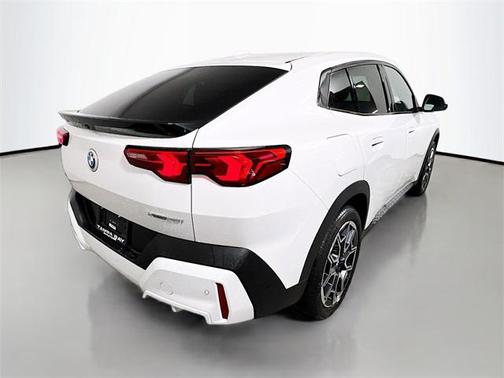 2025 BMW X2 xDrive28i