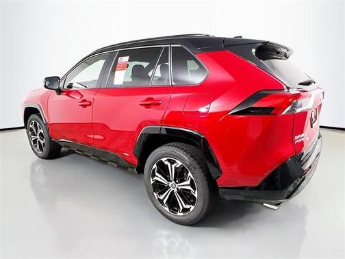 2025 Toyota RAV4 Hybrid SE