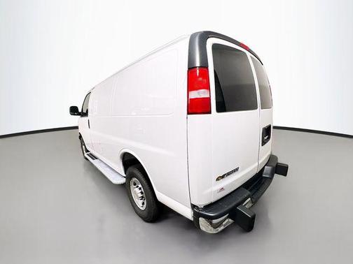Summit White 2025 Chevrolet Express 2500 Work Van