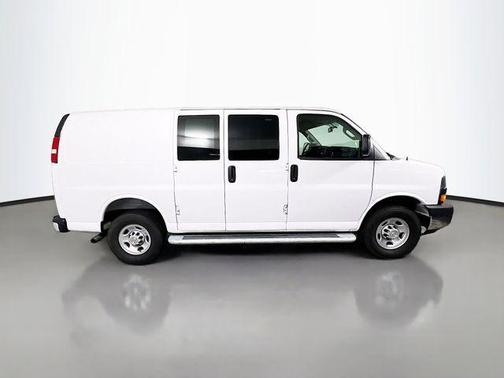 Summit White 2025 Chevrolet Express 2500 Work Van