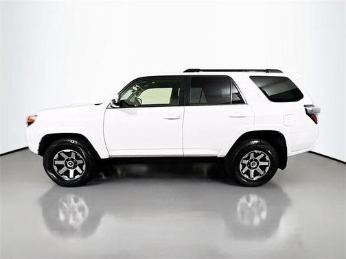 2022 Toyota 4Runner TRD Off Road