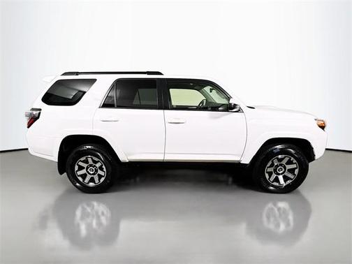 2022 Toyota 4Runner TRD Off Road