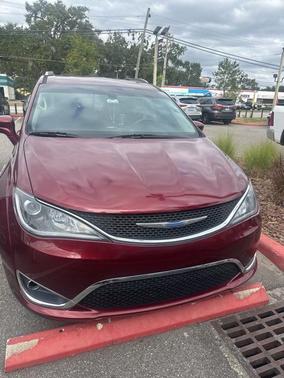 2018 Chrysler Pacifica Touring-L