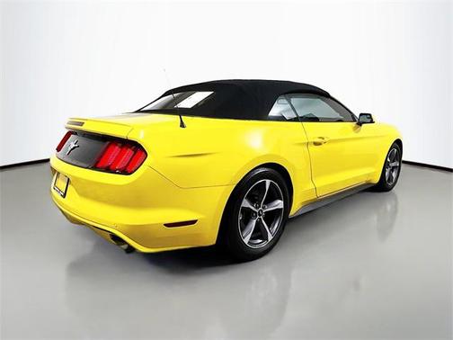 2017 Ford Mustang V6