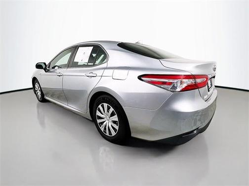 2018 Toyota Camry Hybrid LE