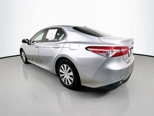2018 Toyota Camry Hybrid LE