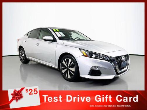 Brilliant Silver Metallic 2022 Nissan Altima 2.5 SV