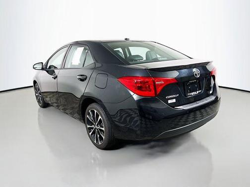 Black Sand Pearl 2018 Toyota Corolla SE