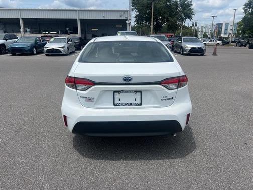 2024 Toyota Corolla Hybrid LE