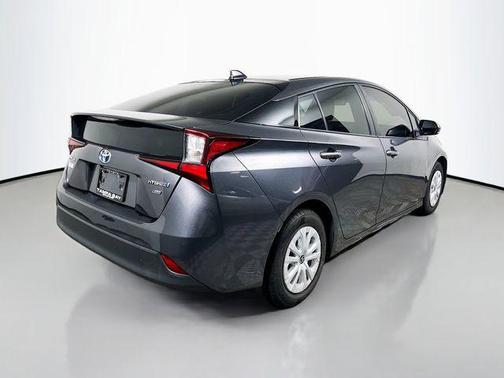 2022 Toyota Prius L
