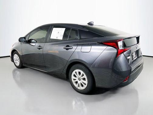 2022 Toyota Prius L