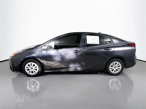 2022 Toyota Prius L